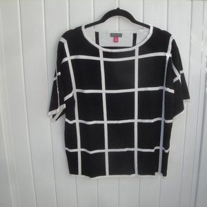 Vince Camuto Women's TopSize Med Black and White Short Sleeve Professional
